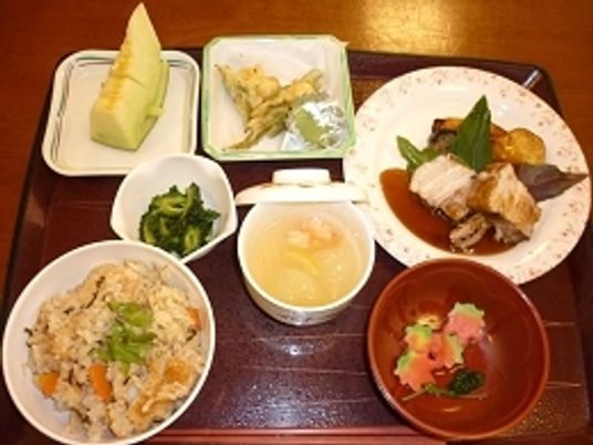 彩り豊かな料理セット