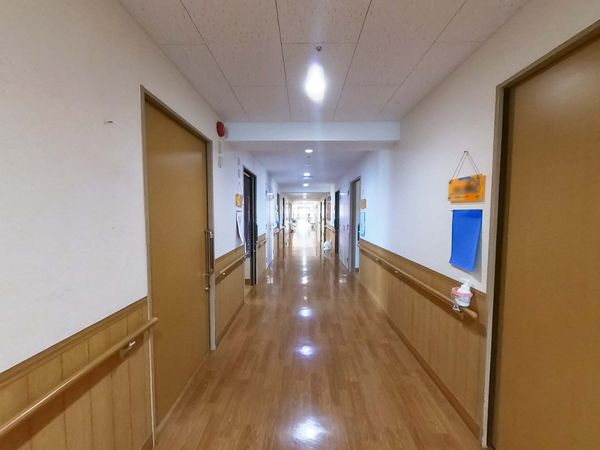 長い廊下