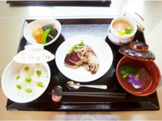 バランスの取れた和食膳