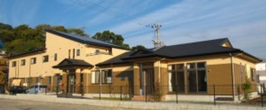 落ち着いた雰囲気の建物
