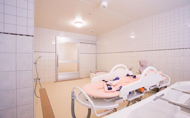 清潔な浴室