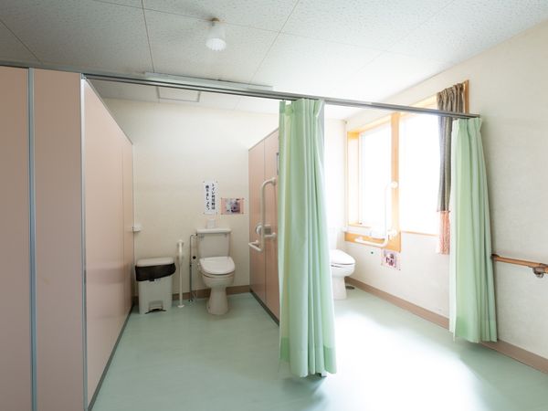 明るいトイレ空間