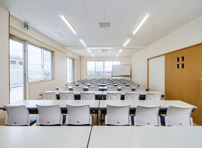 広々とした研修室
