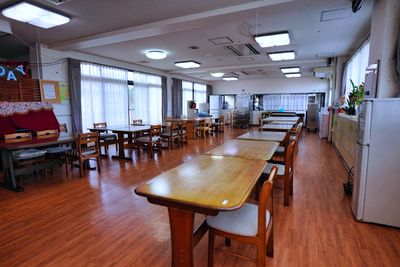 広々とした食堂の様子