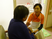 会話するスタッフと利用者
