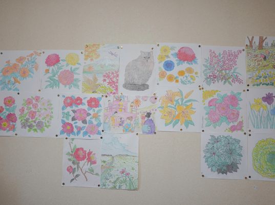 カラフルな手描き作品集