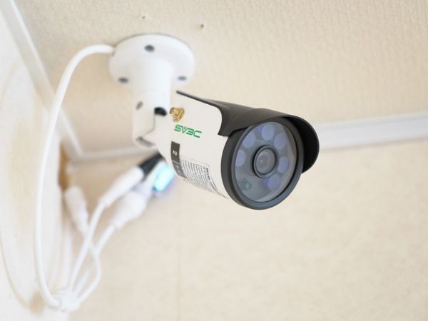安全監視のカメラ