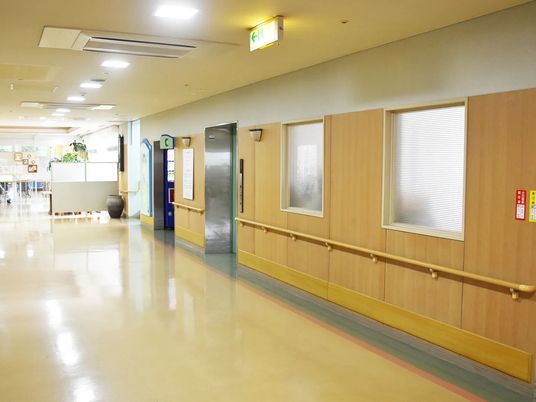明るい廊下  