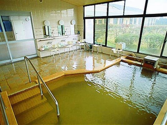 大きな窓の浴室  