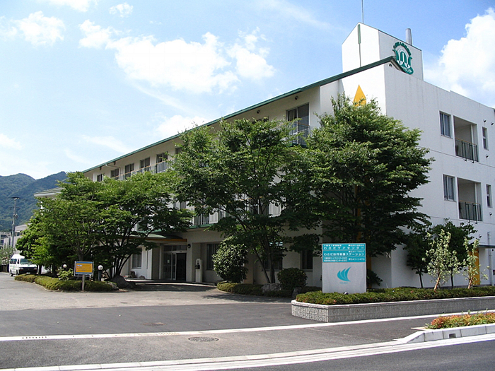 介護老人保健施設 わさだ ケアセンターの外観