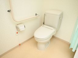 清潔感ある洋式トイレ