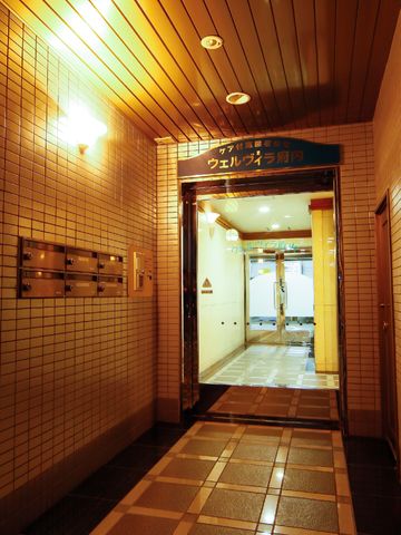 施設の通路入口