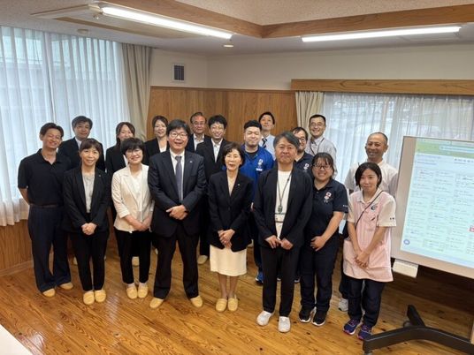 職員集合の多目的室  