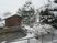 雪景色の中庭  
