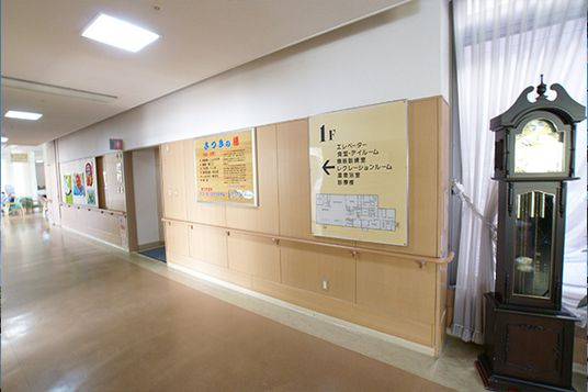 明るい廊下