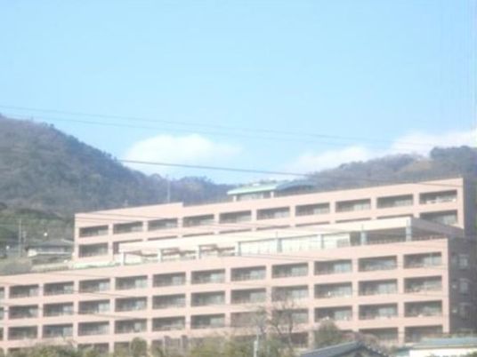 多階建ての建物外観