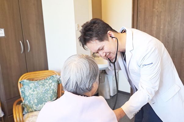 優しい医療スタッフの居室  