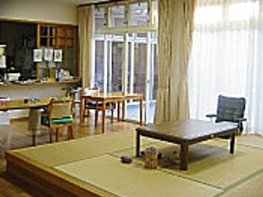 落ち着いた雰囲気の和室