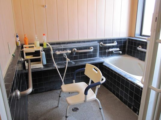 介護サポート充実の設備バスルーム