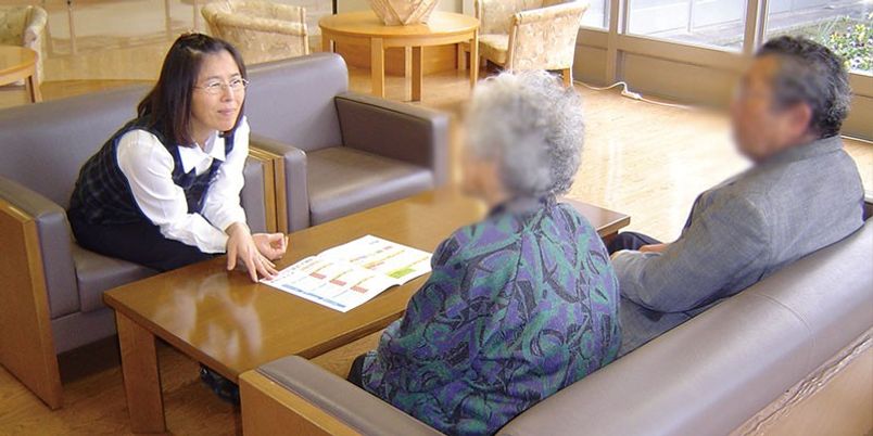 開放的なラウンジ