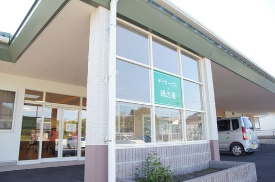 広いエントランス