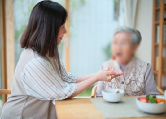 自然光の入る明るい部屋