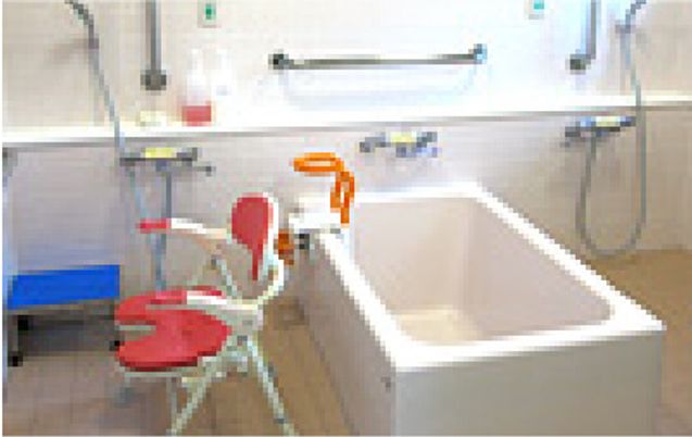設備が整った浴室  