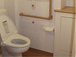 バリアフリーのトイレ設備