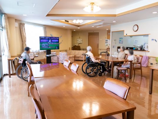 居心地の良い施設の食堂