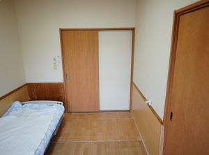 閑静な居室の一角