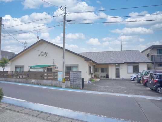 住宅風の外観