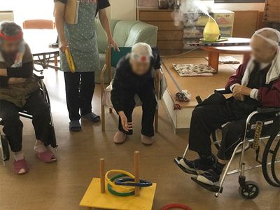 活動中の様子が見える室内