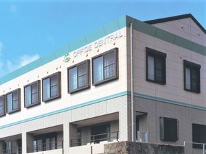 建物外観の正面ビュー