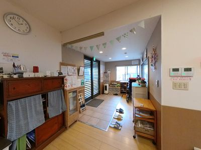 落ち着いたエントランス
