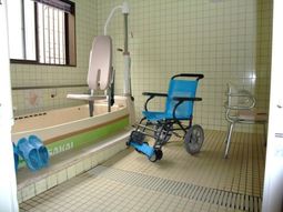 バリアフリー浴室設備