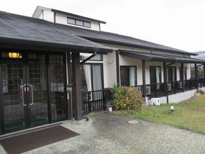 和風建築のエントランス