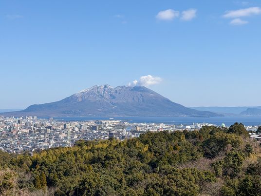 遠くに見える広大な景色