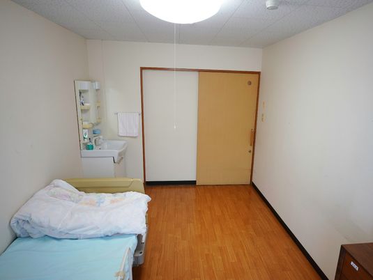 清潔な居室の一角