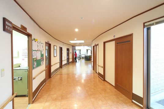明るい廊下  