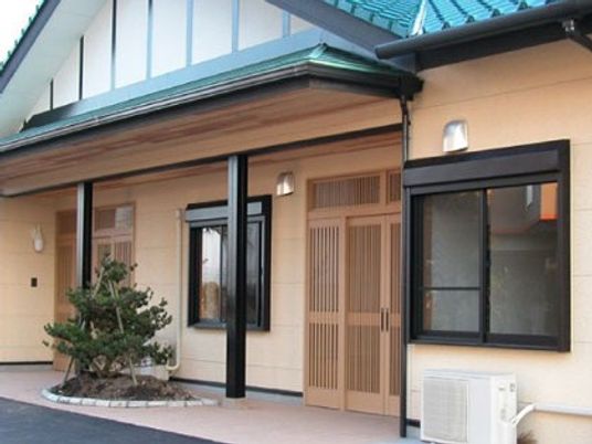 和風の建物外観  