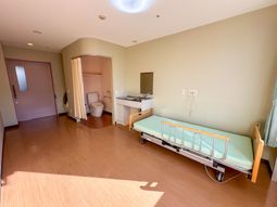 陽光が差し込む居室