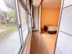 庭が見える居室