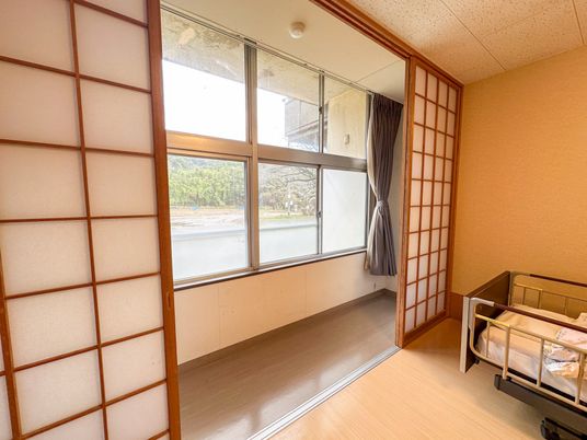 広々とした居室の様子