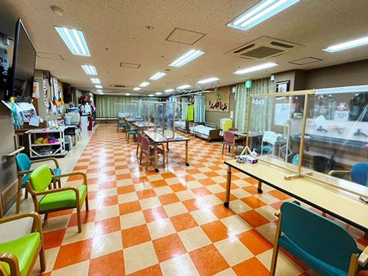 広い食堂  