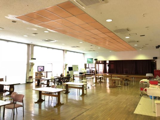 明るい空間の多目的室