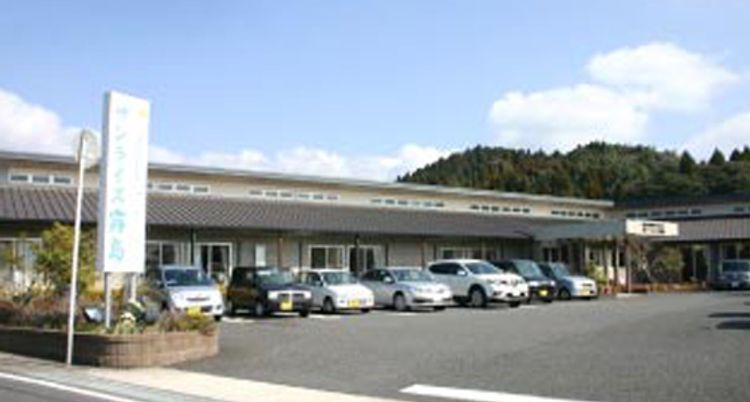 広々とした外観