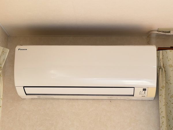 室内エアコン  