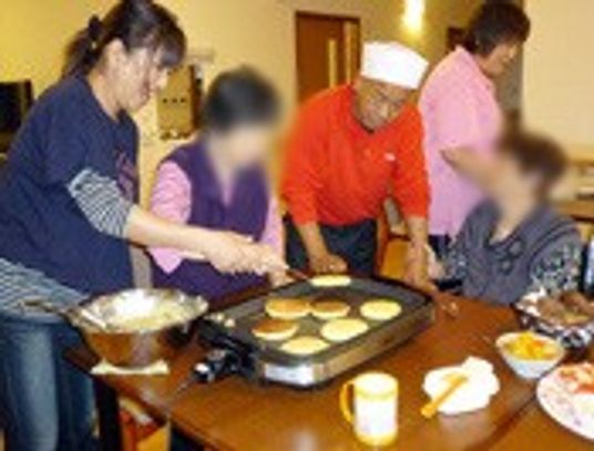 スタッフと入居者