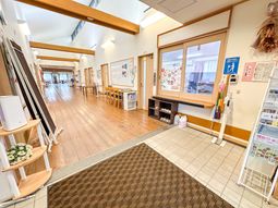温かな木の廊下