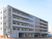 5階建ての建物外観  
